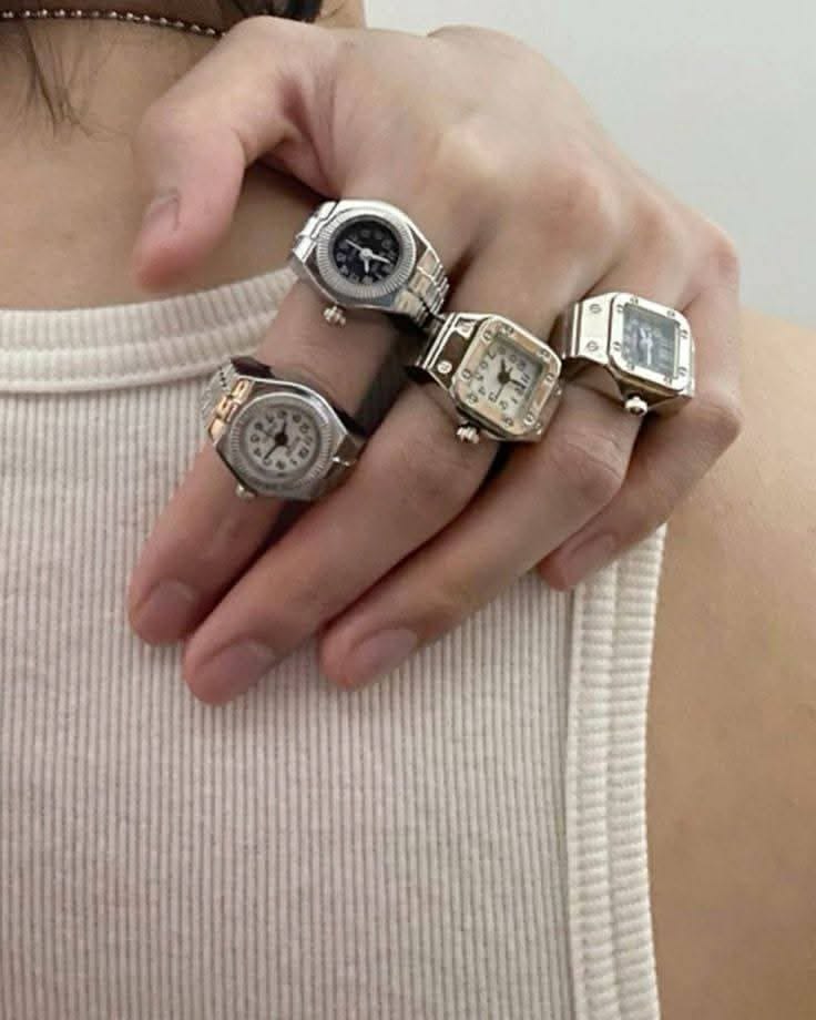 Elegant Clock Ring