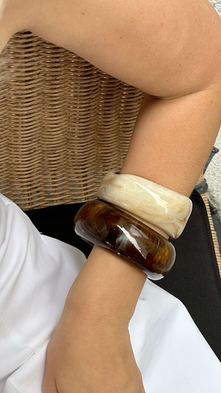 Glossy Bangles - Image 3